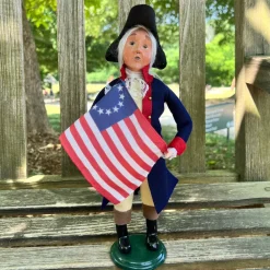 Byers' Choice George Washington with Flag Caroler