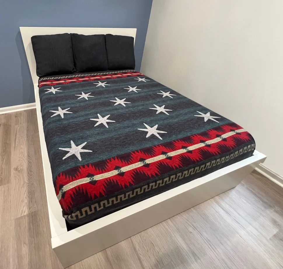 Commander in Chief Organic Cotton Throw - Pendleton Blanket