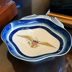 Diplomatic Eagle Shell Dish - Large
