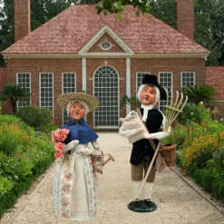 Farmer George Caroler by Byers' Choice