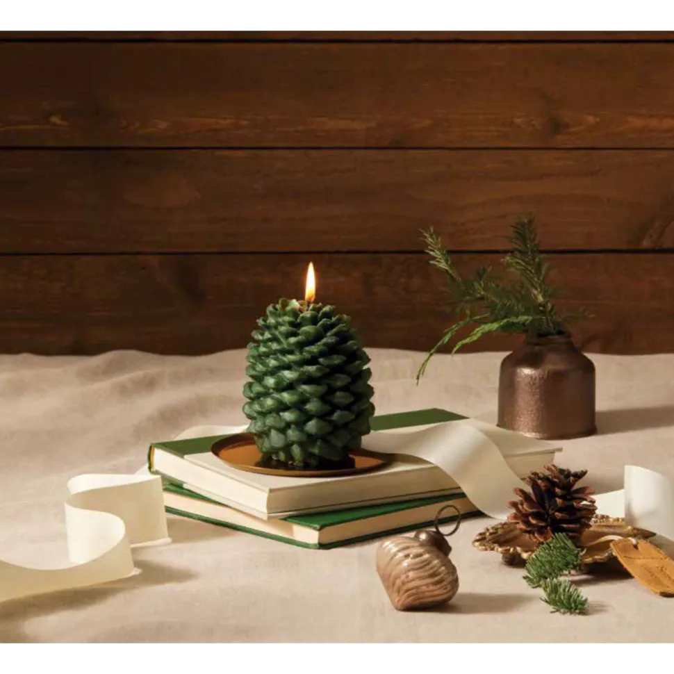 Frasier Fir Pinecone-Shaped Candle with Tray