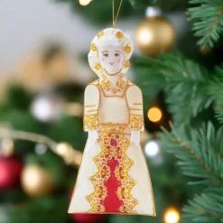 Martha Washington Ornament