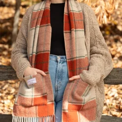 Mount Vernon Mansion Pocket Scarf