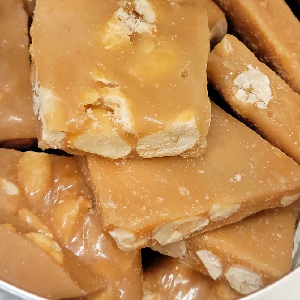 Peanut Brittle Crunch - Mount Vernon