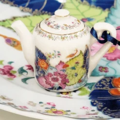 Tobacco Leaf Teapot Ornament