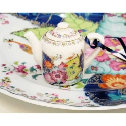 Tobacco Leaf Teapot Ornament