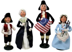 Washy Caroler with Horn - Limited Edition from Byers' Choice