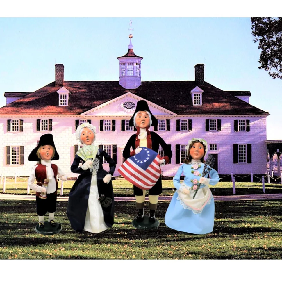 Washy Caroler with Horn - Limited Edition from Byers' Choice